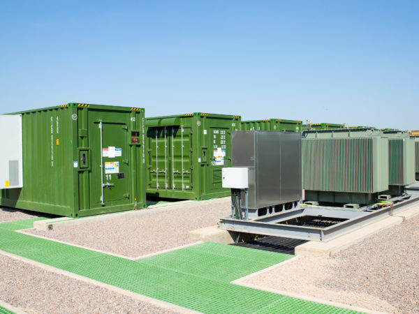 The role of storage in volatile energy markets